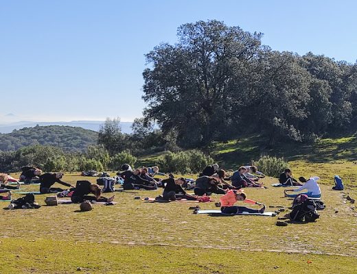Senderismo y yoga en la naturaleza - Senderos Cordoba